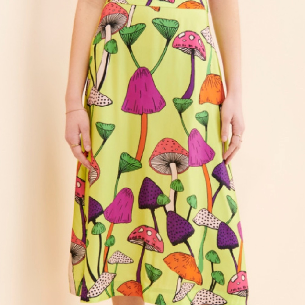 ISO - Farm Rio Mushroom Skirt